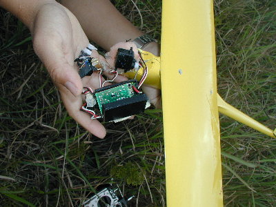 ind3_a.jpg (39720 bytes)